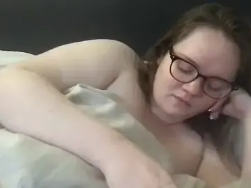 honeyyy24 from stripchat