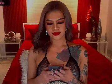 Stripchat Sex Cam of StellaStrong30