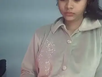 Stripchat Nude Webcam of Lucay_1