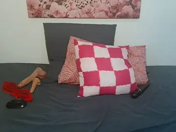 Stripchat Live Sex of GorillaGripCunt77