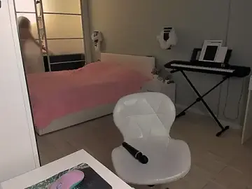 Stripchat Sex Cam of LolaVexx