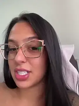 Stripchat Free Live Porn of jujuarantes__2026