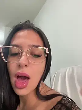 Stripchat Live Sex of jujuarantes__2026