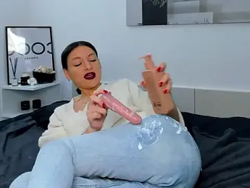 Stripchat Best Webcam of KellySmitS