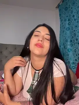 Stripchat Live Sex of samy_0107