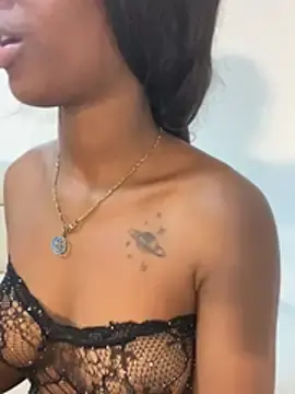 Stripchat Adult Video Chat of MarianRosse