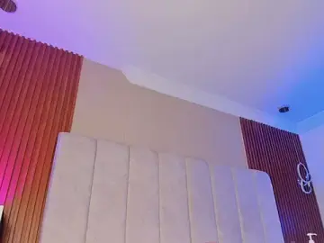 Stripchat Free Porn Cam of HannaRed_