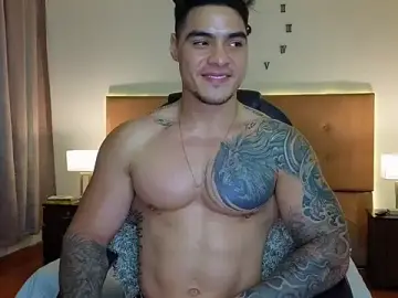 Stripchat Adult Webcam of Steven_Velez