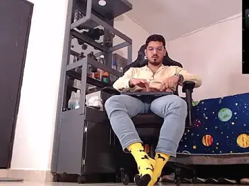 Stripchat Free Porn Cam of samuelcoopeer