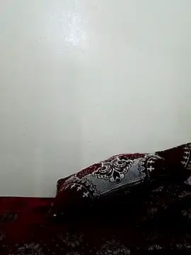 Stripchat Watch Live Sex Cams of Miss-Queen