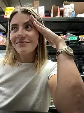 Stripchat Free Live Porn of Andrea_19blonde