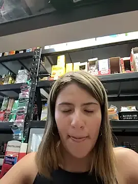 Stripchat Nude Webcam of Andrea_19blonde