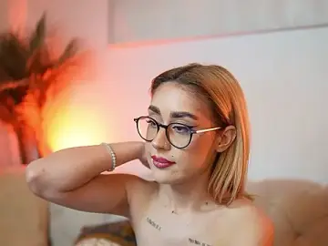 Stripchat Live Sex Cam of AileenKiss