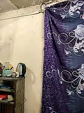 Stripchat Live Sex Cam of meenu_bhabhi547