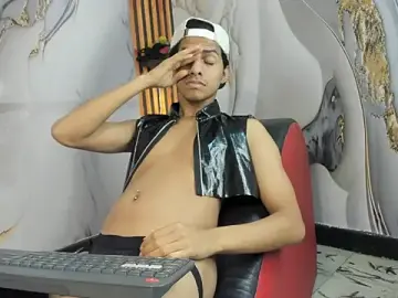 Stripchat Free Live Porn of Victor_LatinBoy