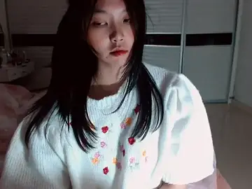 Stripchat Live Sex Cam of Miu1_girl