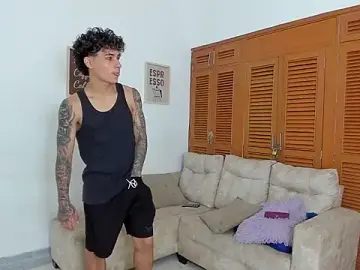 Stripchat Live Sex Cam of brutal_revolution