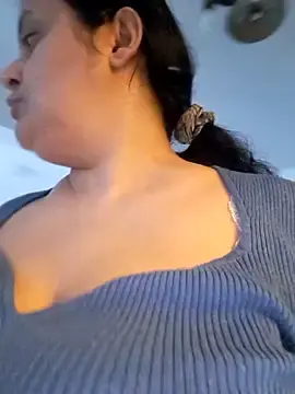 Stripchat Sex Cam of sarahhh1987