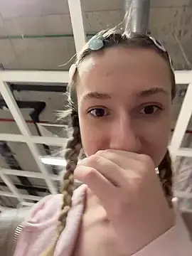 Stripchat Adult Webcams of Lia__Love