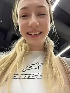 Stripchat Sex Chat of Lia__Love