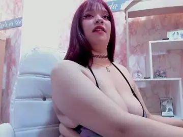 Stripchat Adult Video Chat of Miniie_N