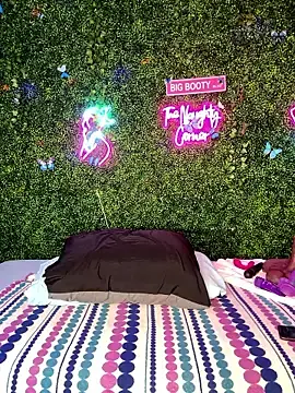 Stripchat Live Porn of RenaThickAss