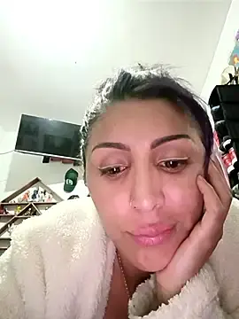 Stripchat Free Porn Cam of tiffani__love