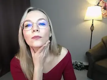 Stripchat Nude Webcam of Ava_Elior