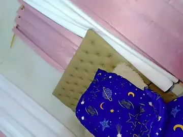 Stripchat Sex Cam of bebe_hemosa69x