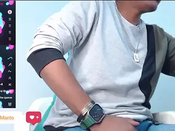 Stripchat Adult Video Chat of mike_black_22