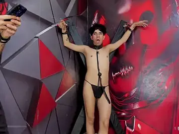 Stripchat Live Sex Cam of Hot_Boys_Without_Limits