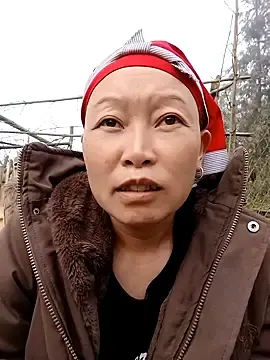 Stripchat Adult Webcam of girl-hot2x