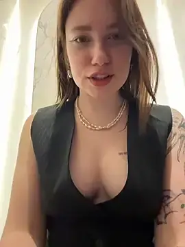 Stripchat Free Live Porn of lucy-joy