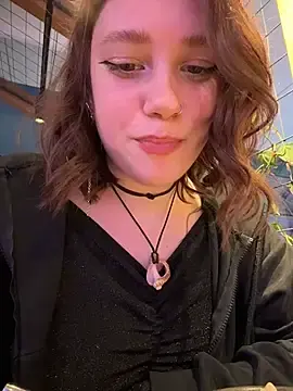 Stripchat Best live sex cam show of lucy-joy