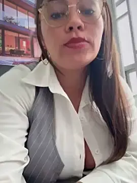 Stripchat Best Webcam of LIZ-06_