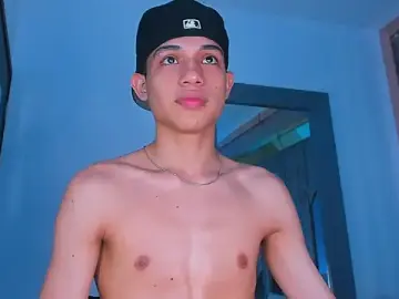 Stripchat Adult Webcam of Sebax_Young