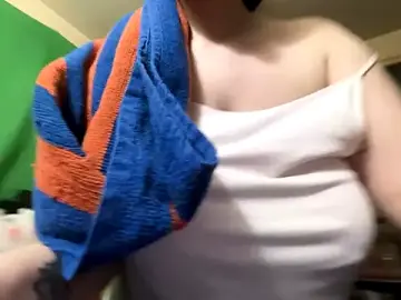 Stripchat Adult Video Chat of Snowbunnycake_131