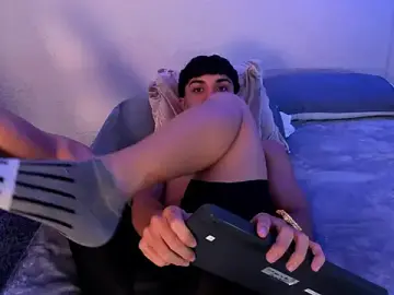 Stripchat Live Sex Cam of _TaylorBlack