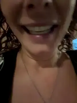 Stripchat Adult Video Chat of therealbeverlycious