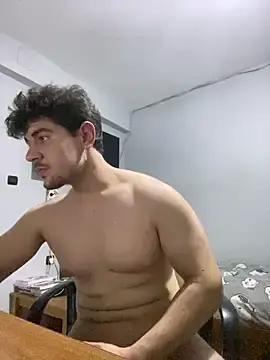 Stripchat Sex Cam of HornyMaster3169