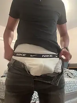 Stripchat Sex Cam of Isaacys