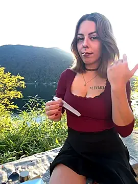 Stripchat Free Porn Cam of Mia_Railey