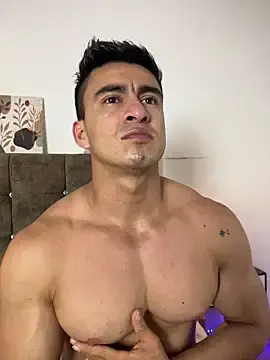 Stripchat Adult Webcams of Chris_Clarck