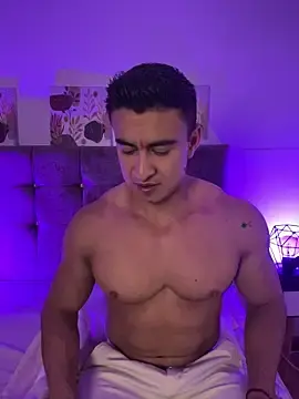 Stripchat Watch Live Sex Cams of Chris_Clarck