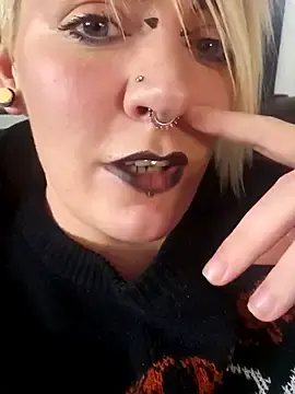 Stripchat Best Webcam of PinkTheHawk