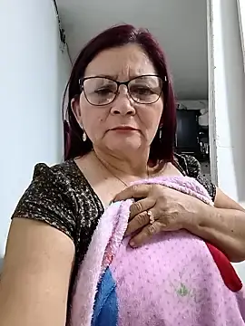 Stripchat Free Live Porn of marfil_milf