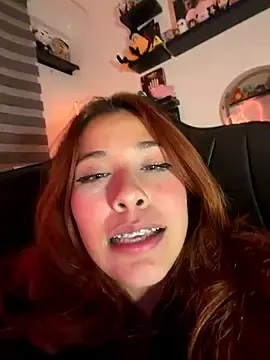 Stripchat Adult Webcams of crystal_bunny7