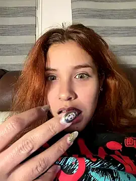 Stripchat Live Sex of crystal_bunny7