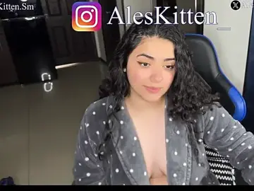 Stripchat Best live sex cam show of Ales_Kitten