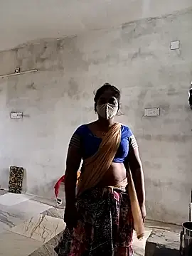 MaaliiiPonuTamil from stripchat